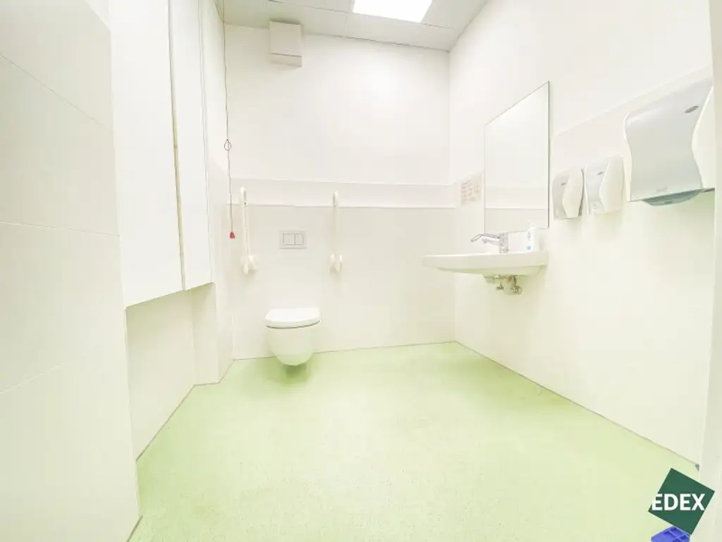 Hochwertige Arztpraxis unweit der Favoritenstraße zu verkaufen