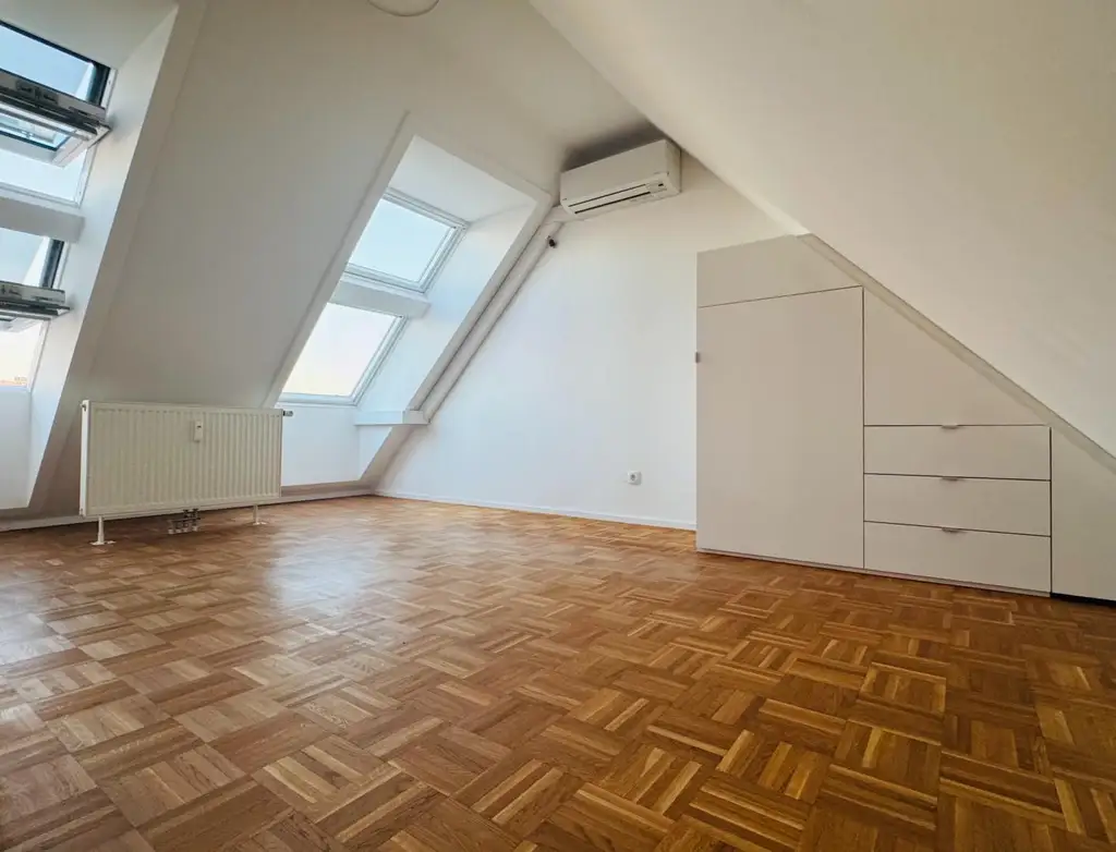 Über den Dächern + 3.000m2 Hofgarten