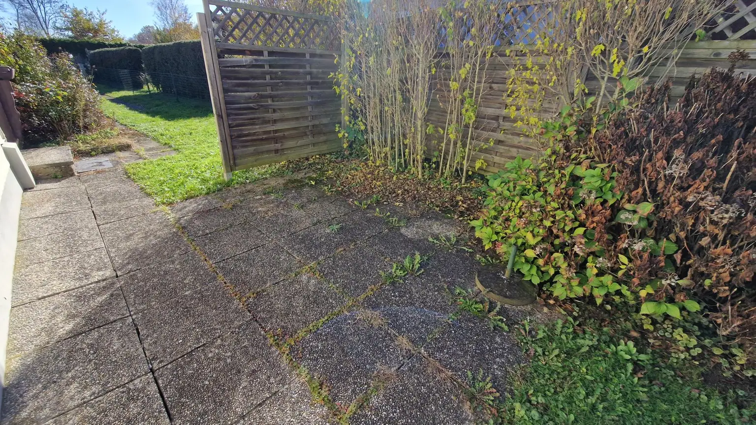 Rohdiamant - Ferienhaus mit großem Grundstück in beliebter Thermen & Golfregion