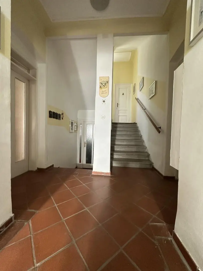 3 EG, Zugang zur WHG 1  und Garage