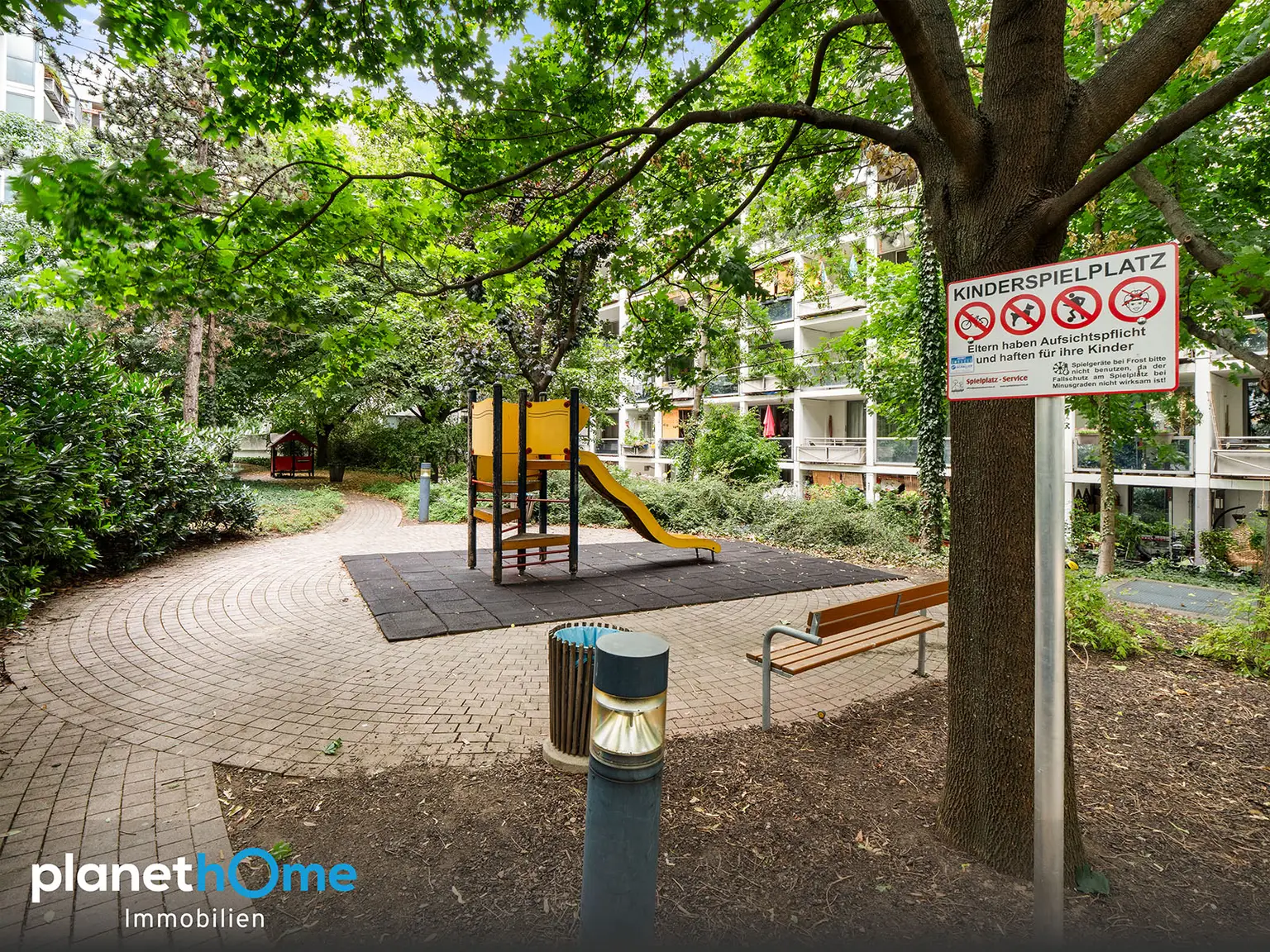 Innenhof - Kinderspielplatz