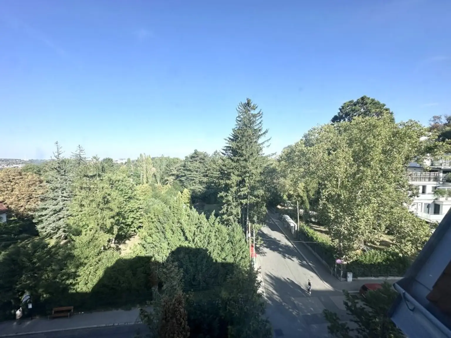 Sonnige 3 Zimmer DG - Wohnung mit Garten in 1130 zu kaufen!