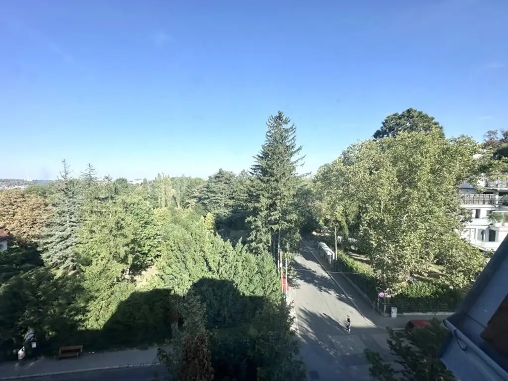 Sonnige 3 Zimmer DG - Wohnung mit Garten in 1130 zu kaufen!