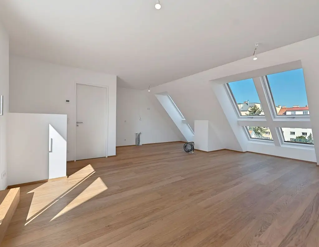 THE TEMPTATION - Traumhafte Maisonette Wohnung mit Terasse & Balkon - 3 Zimmer