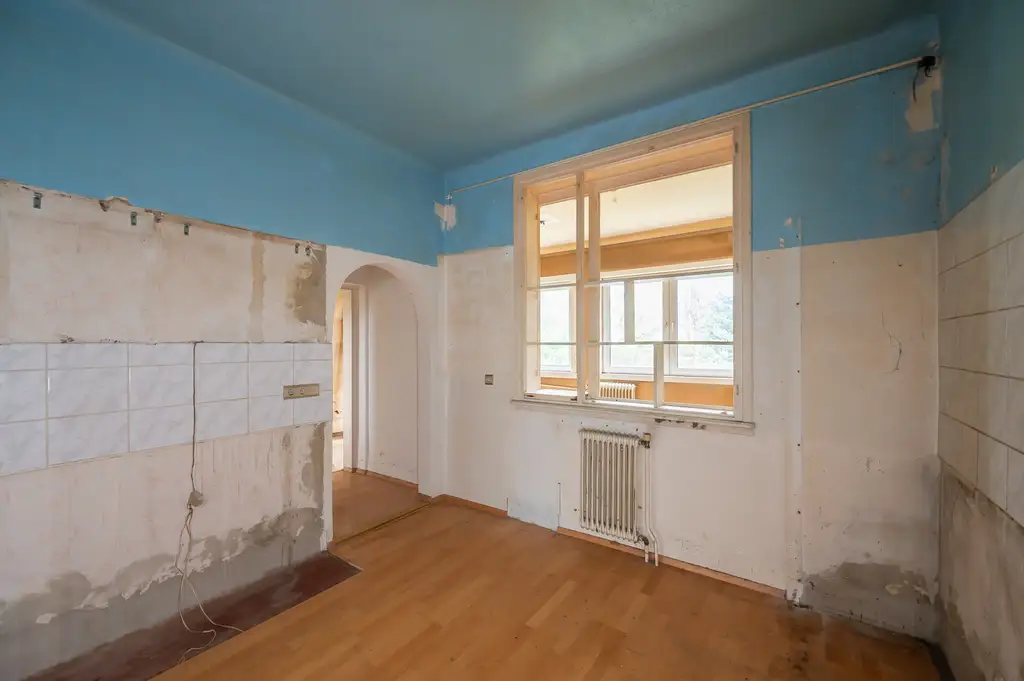 Make it yours: Eckgrundstück in ruhiger Lage – Sanierung oder Abriss für Ihr perfektes neues Zuhause