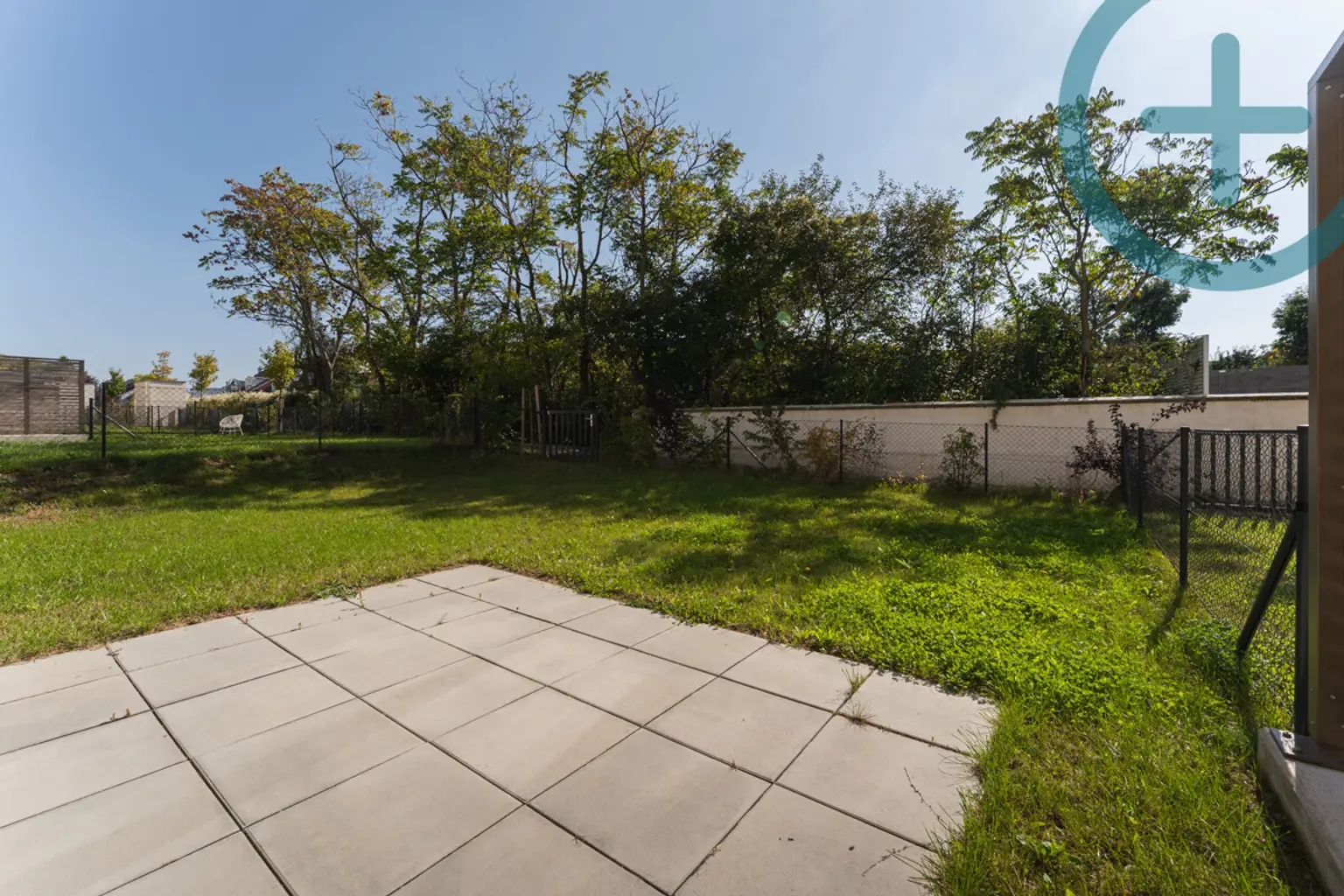 Modernes Familiendomizil inklusive Gartenruhe & Stadtnähe