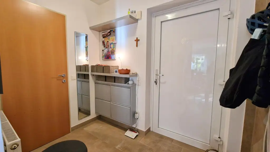 Charmantes Reihenhaus mit Garten, Pool und Terrasse – gepflegt & bezugsbereit ab Sommer 2026