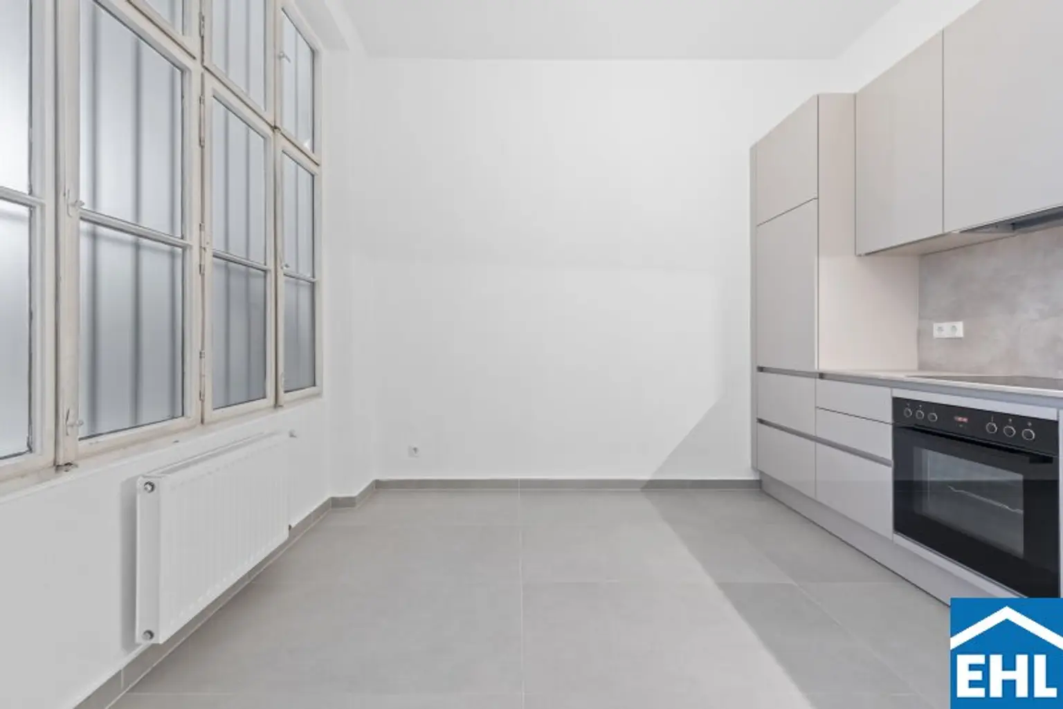 Erstbezug nach Sanierung: Prachtvolle 3 Zimmer-Altbauwohnung Nähe U4 Pilgramgasse