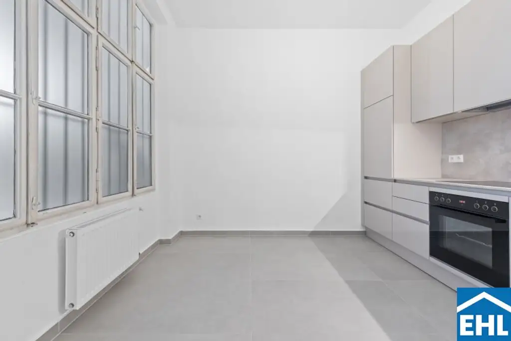 Erstbezug nach Sanierung: Prachtvolle 3 Zimmer-Altbauwohnung Nähe U4 Pilgramgasse
