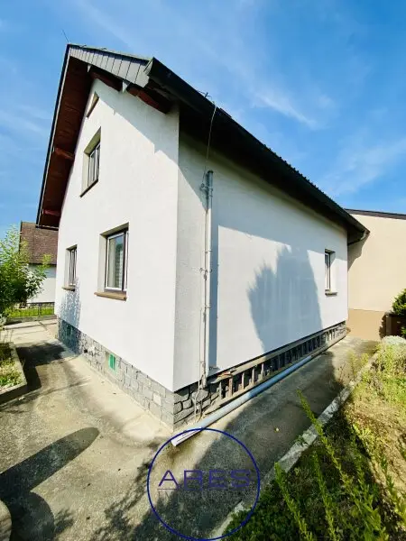 Einzigartige Gelegenheit in Ehrendorf bei Gmünd - Zwei Einfamilienhäuser - zum Preis von Einem
