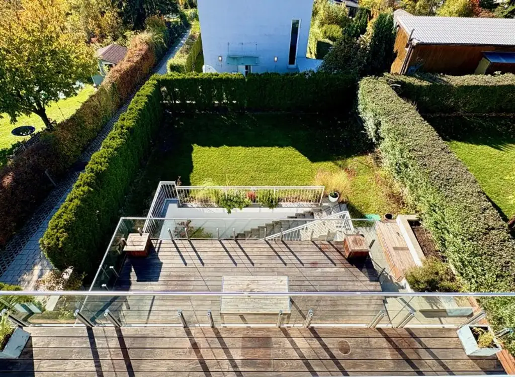 LUXUS-KLEINGARTENHAUS IM ALLEINEIGENTUM MIT WUNDERSCHÖNEM BLICK AM HACKENBERG