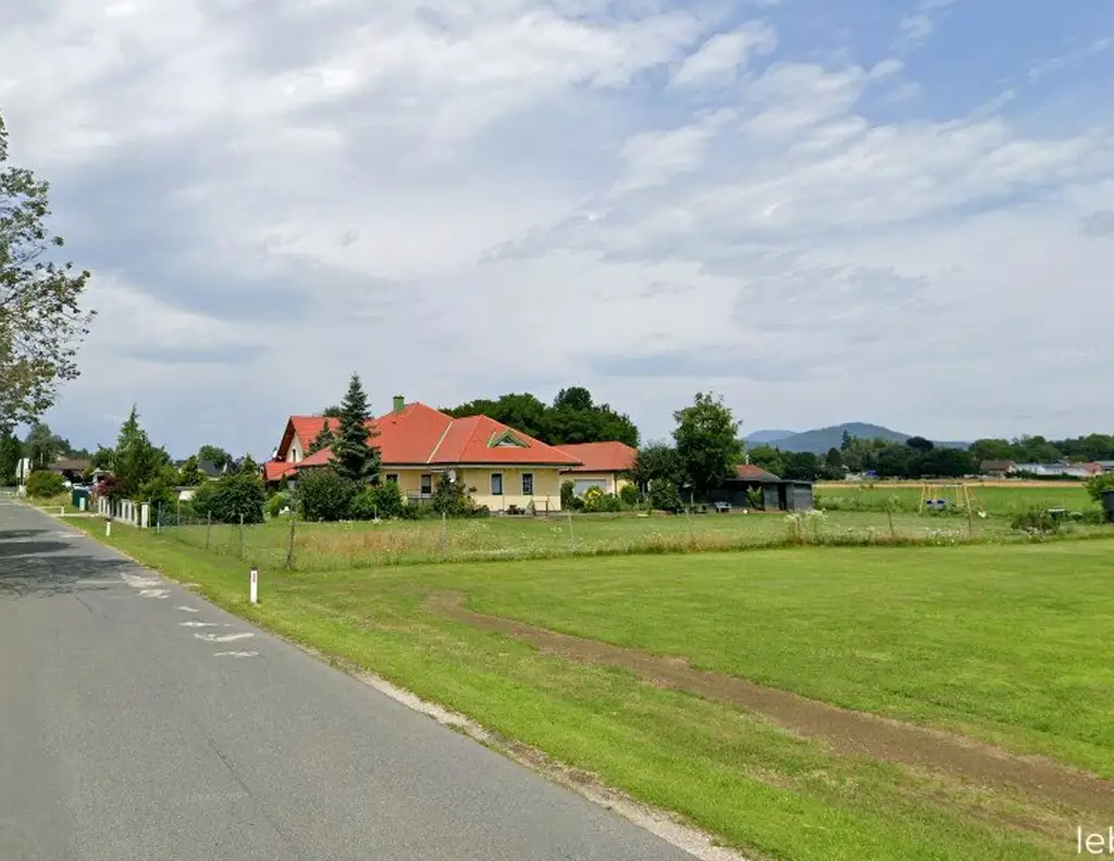 Traumhaftes Grundstück am Stadtrand von Klagenfurt - Ihre Chance für ein neues Zuhause oder ein attraktives Investment.