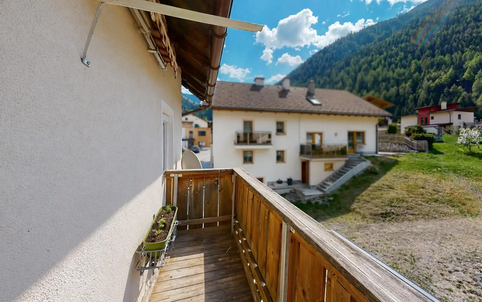 Pfunds - Haus - OG Balkon