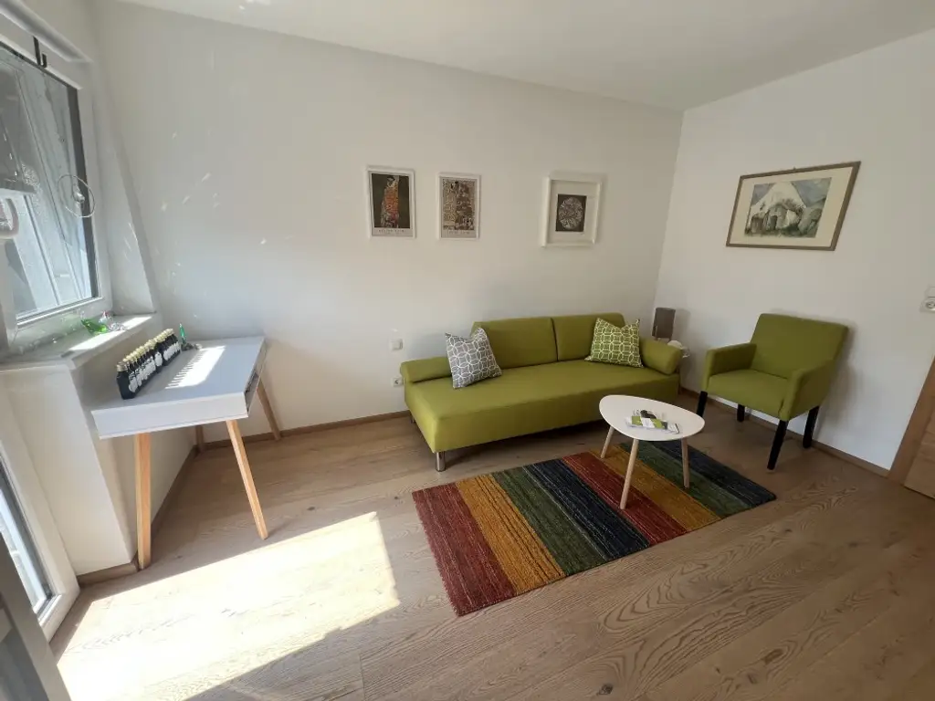 Dachgeschosswohnung in sonniger Lage