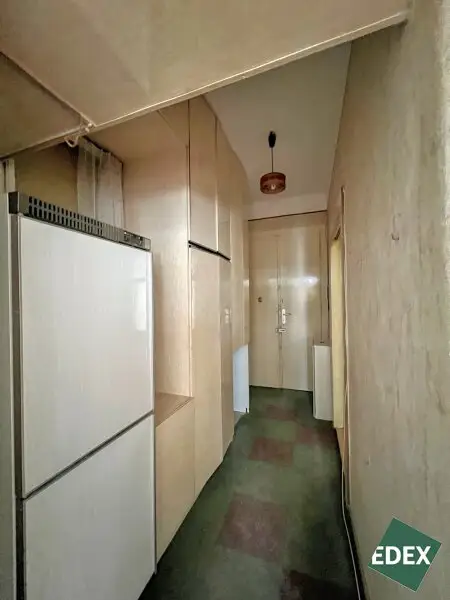 Altbauwohnung zum Sanieren – 48 m² mit Balkon im 3. Liftstock