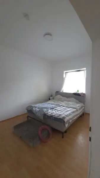 Schöne 4-Zimmer -Gartenwohnung in guter Lage! (WG möglich)