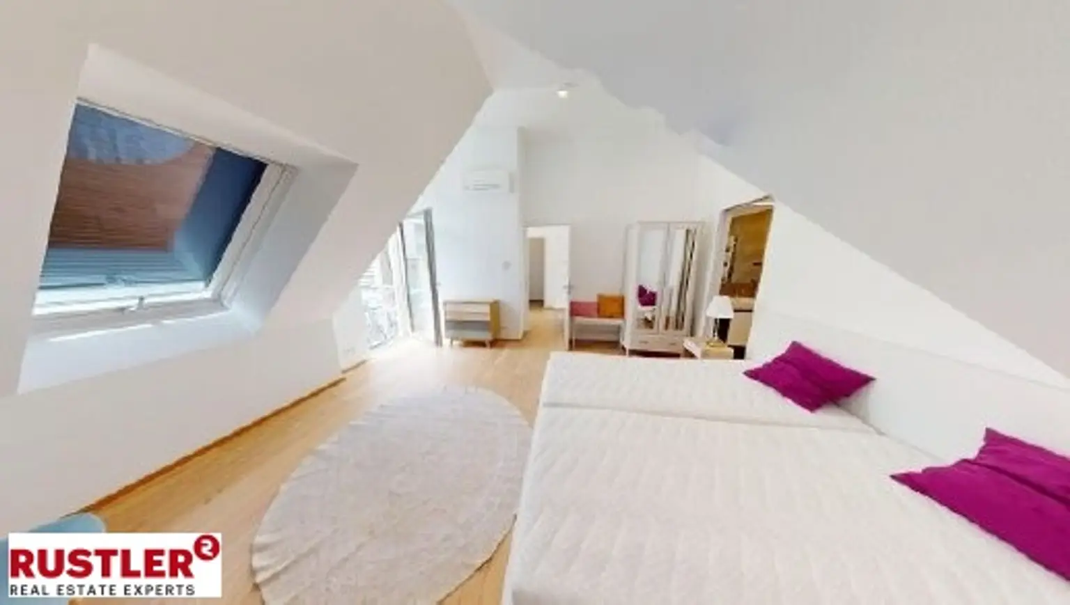 Schlafzimmer 6