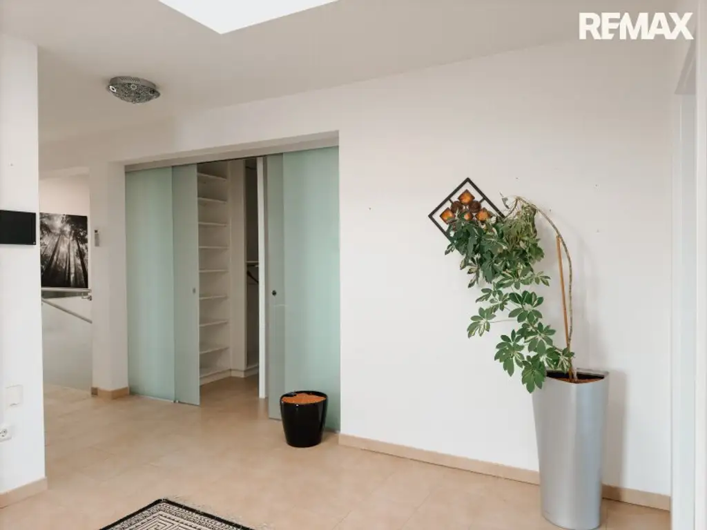 Wohnen am Wasser - ca. 189 m² Wohnfläche & direkter Seezugang auf Pachtgrund!