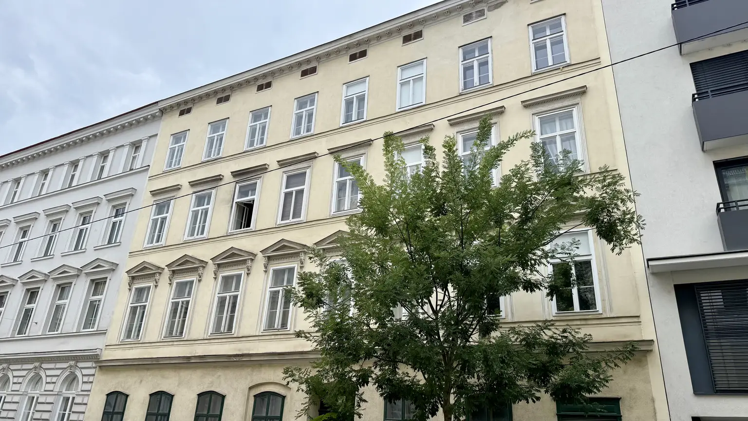 Große Souterrainfläche I Nähe Haus des Meeres I Lager I Atelier