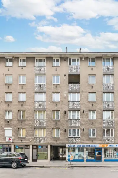 Nahe Schönbrunn! Hofseitige 2-Zimmer-Wohnung im 15. Bezirk zu vermieten!