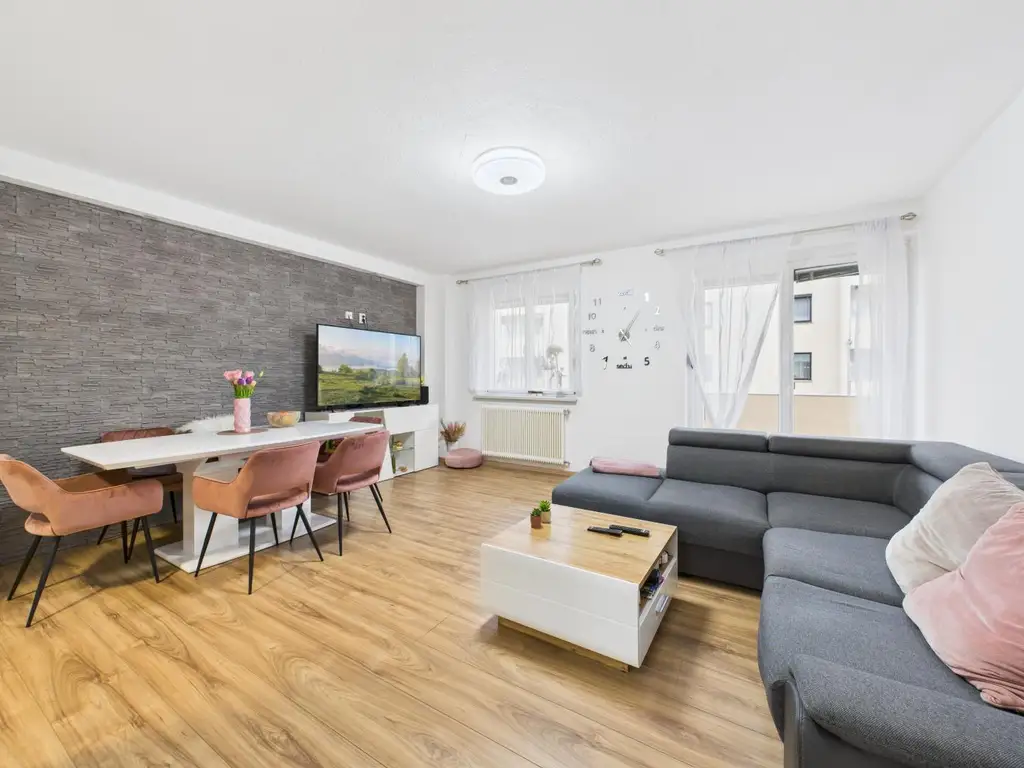 Helle 3-Zimmer Wohnung mit Loggia in Bestlage von Wels