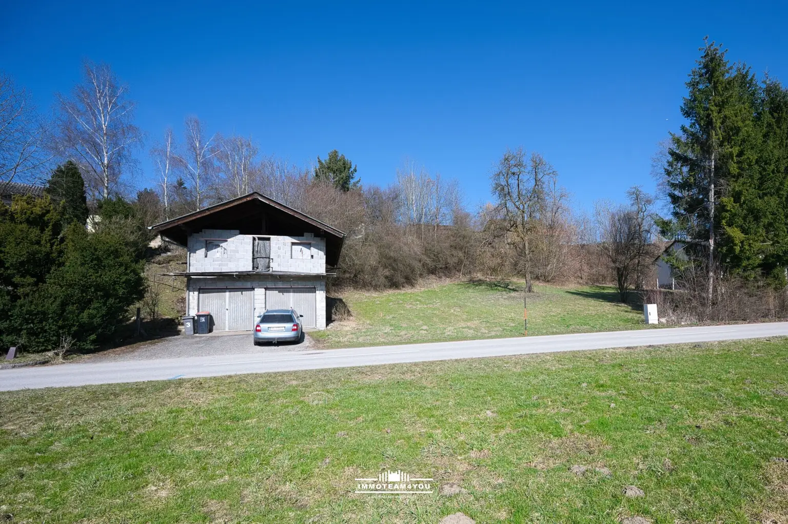 Blick auf Grundstück 608 mit Gebäude DSC_5694