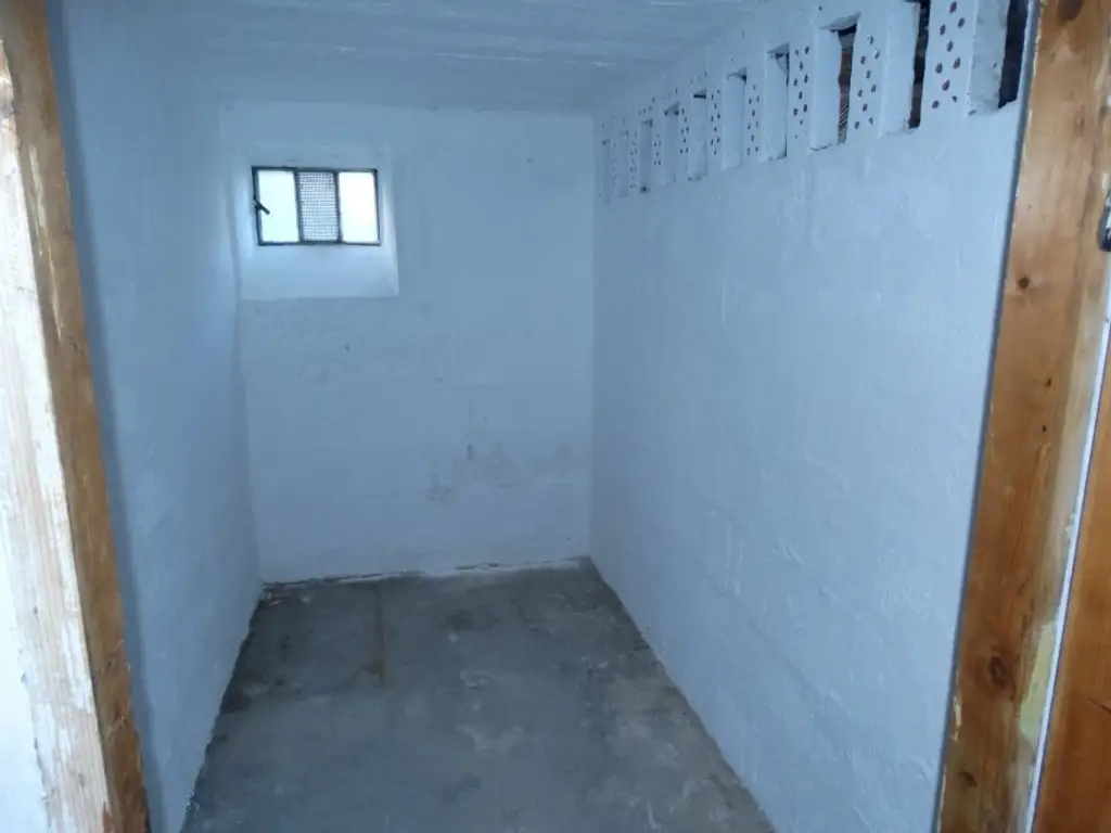 KLEINE ABER FEINE WOHNUNG AM RANDE VON MÖDLING