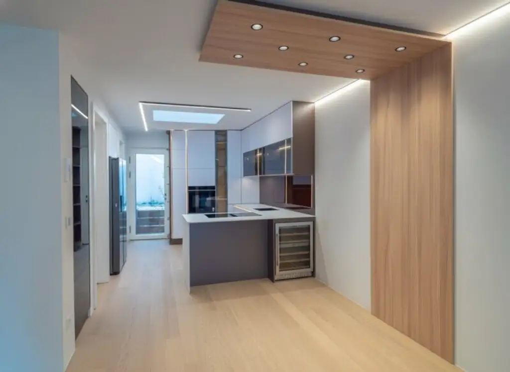 THE UNIQUE HILL SIDE RESIDENCES