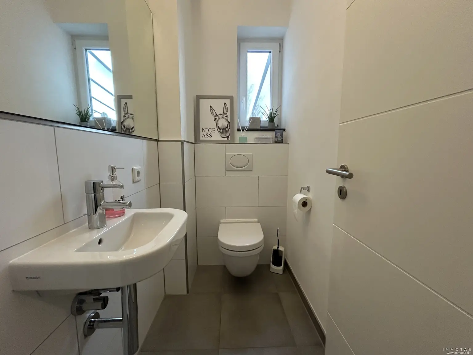 Gäste-WC EG