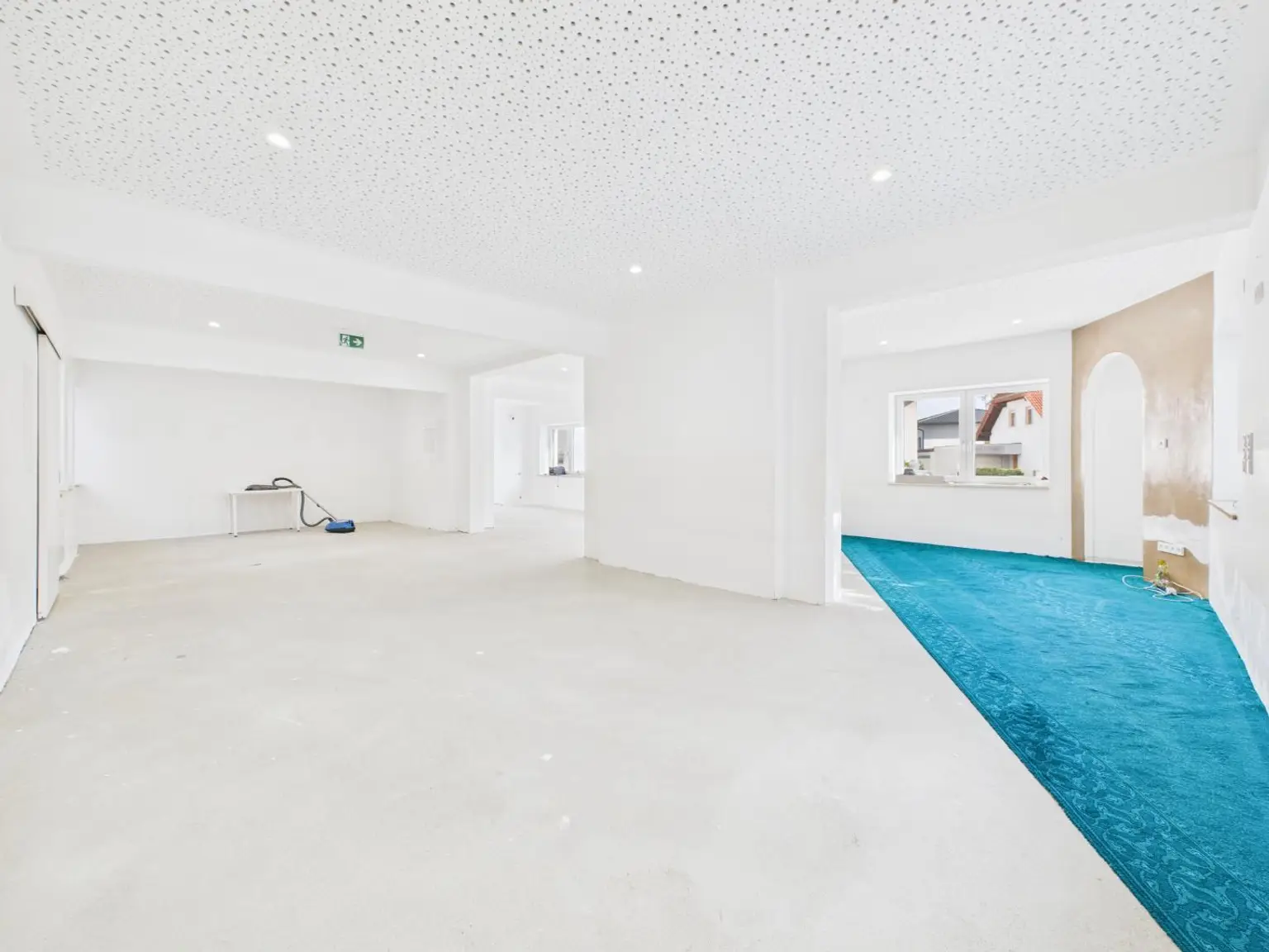 Kernsaniertes Anlageobjekt mit großzügigen Büroflächen und Wohneinheiten in 4050 Traun