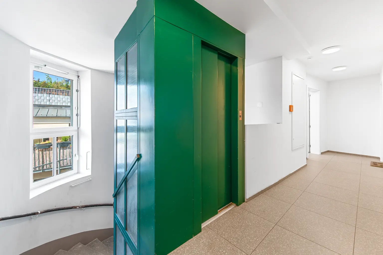 Stilvolle Dachgeschoßwohnung mit Terrasse & U-Bahn-Nähe in 1030