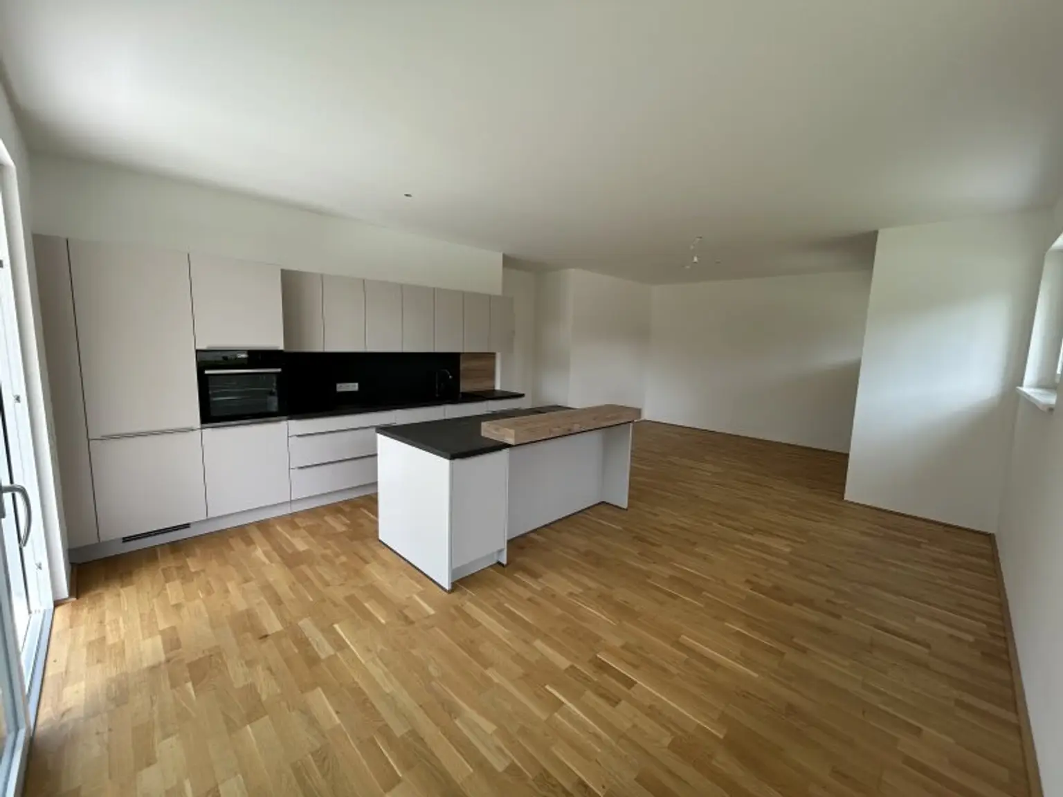 Perfekte Neubau Gartenwohnung | Steinhaus