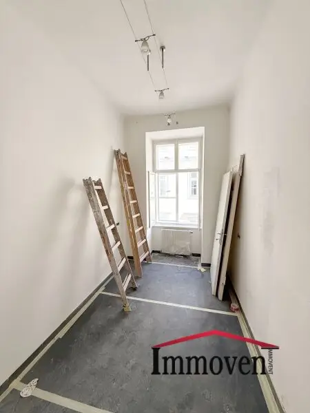 Erstbezug in Toplage - Teilsanierte 3-Zimmerwohnung ohne Freifläche im Botschaftsviertel! (Mietbeginn nach Vereinbarung)