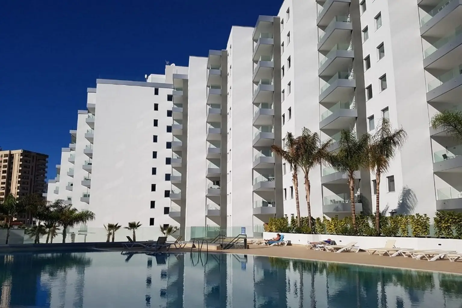 Ocean-Garden-Community-Pool-Playa-Paraiso-Tenerife-4