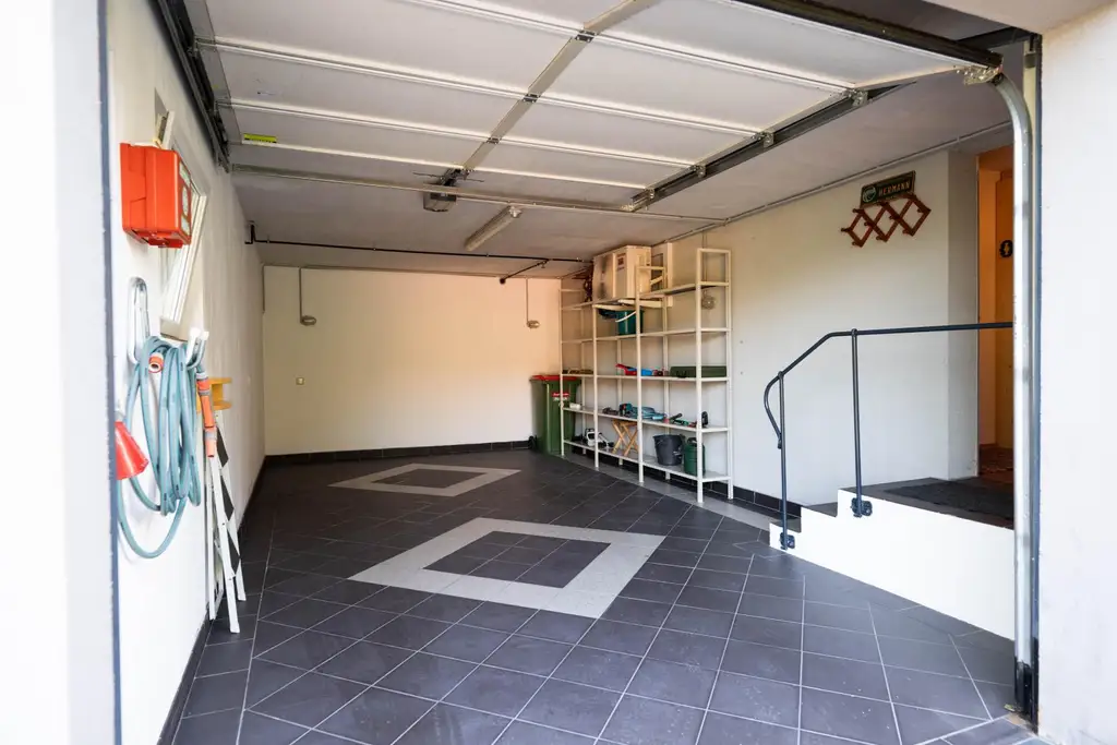 Einfamilienhaus mit Wintergarten, Sauna, Weinkeller & Weitblick in Ratsch an der Weinstraße