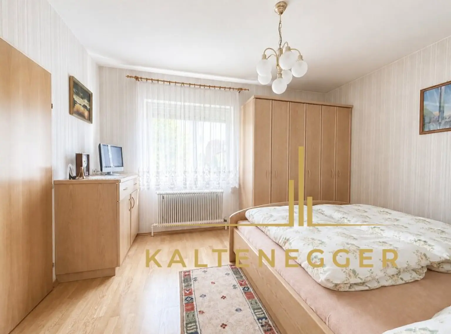 Schlafzimmer 13,15 m² zum Innenhof hin