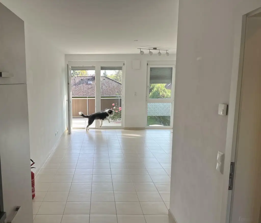 ruhige, helle und freundliche 3 Zimmer Wohnung mit Großbalkon vermietet bis 1.3.2027 dz. rund  3,3 % Rendite