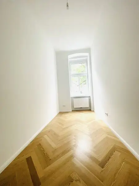 Charmante  2-Zimmer-Wohnung - neu saniert - in 1150 Wien!