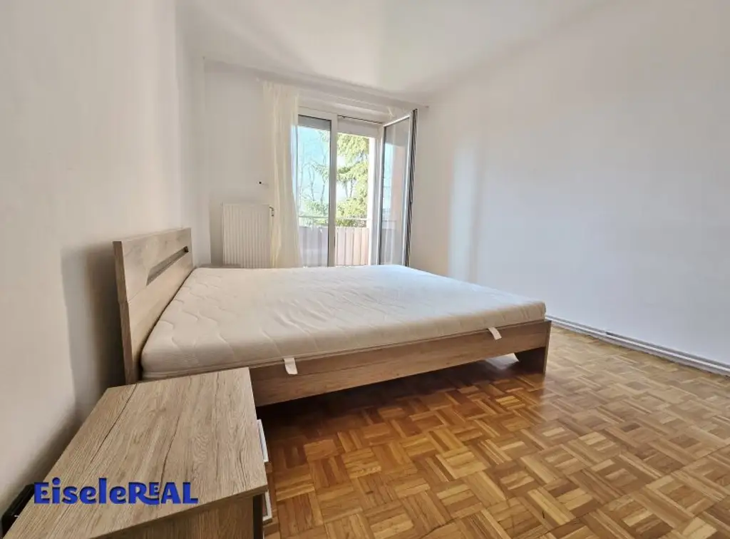 tolle 2 Zimmer - 2 Loggien - extra Küche