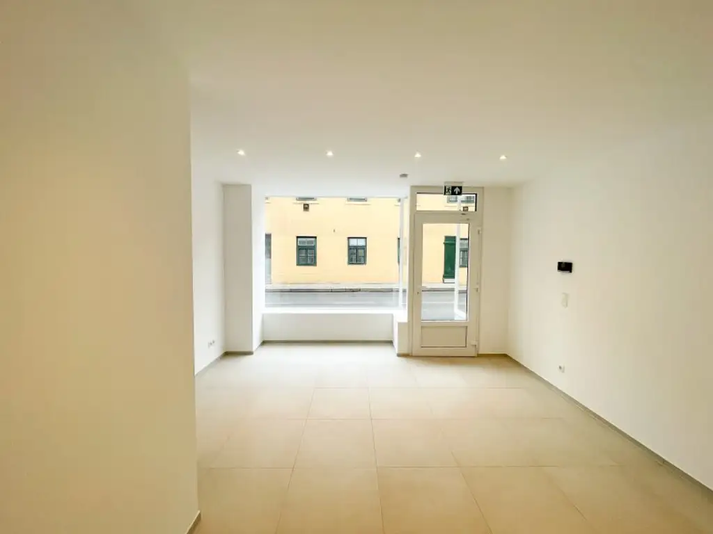 GENERALSANIERT! Helles 1-Zimmer Geschäftslokal in 1130 Wien nahe Schönbrunn zu vermieten