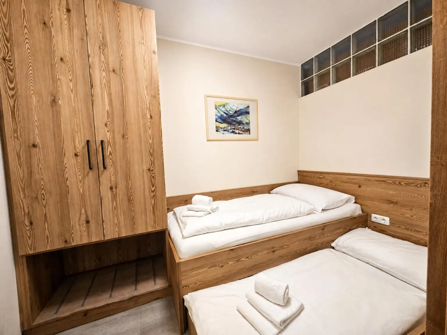 Schlafzimmer 2