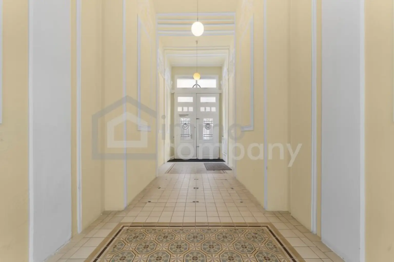 Elegante Altbauwohnung, mit Charakter