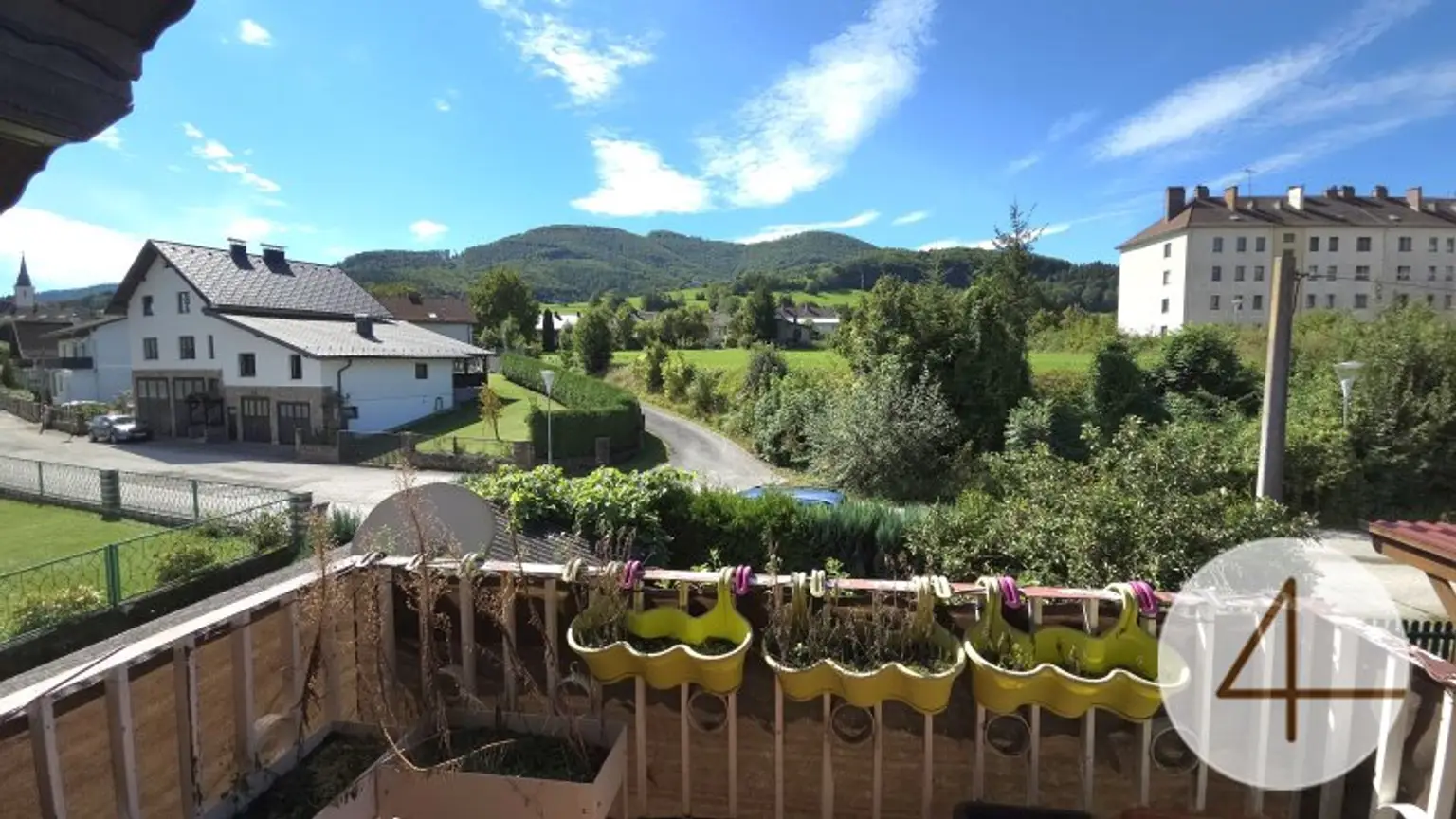 Zwei Wohneinheiten unter einem Dach – Wohnhaus mit Garten in Hainfeld