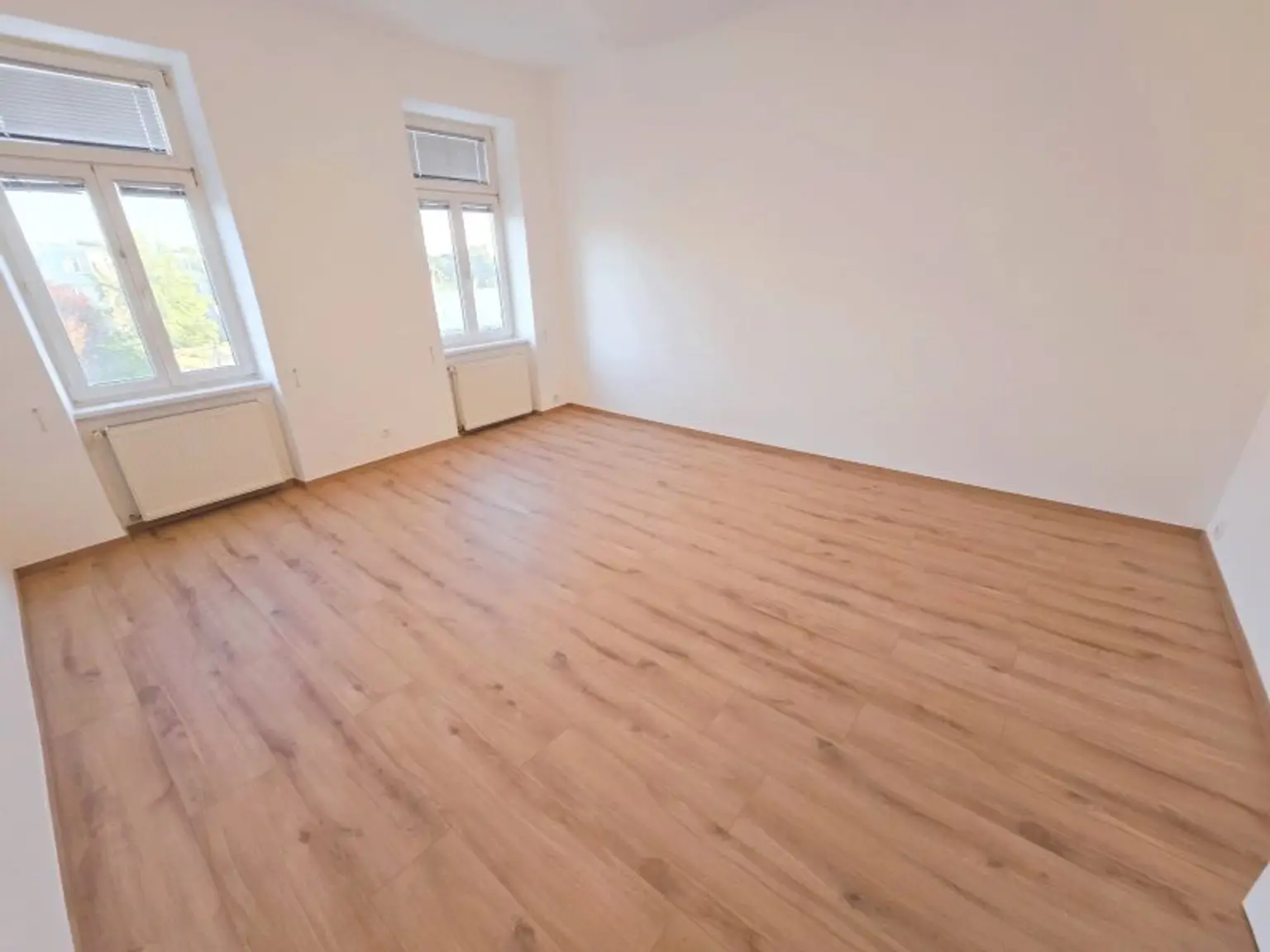 TOP LAGE + vollsanierte, gepflegte 1-Zimmer-Wohnung in 1210 Wien in ruhiger Lage