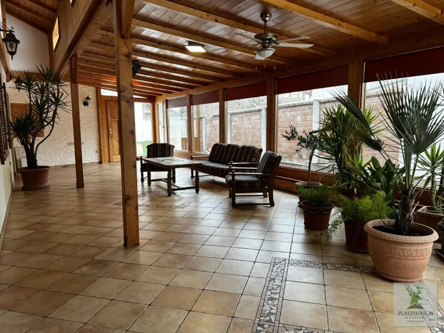 Einzigartiges Liebhaberobjekt mit toskanischem Flair, riesigem Garten, herrlichem Wintergarten, in Prottes - 35 Min von Wien - 8 Minuten von Gänserndorf