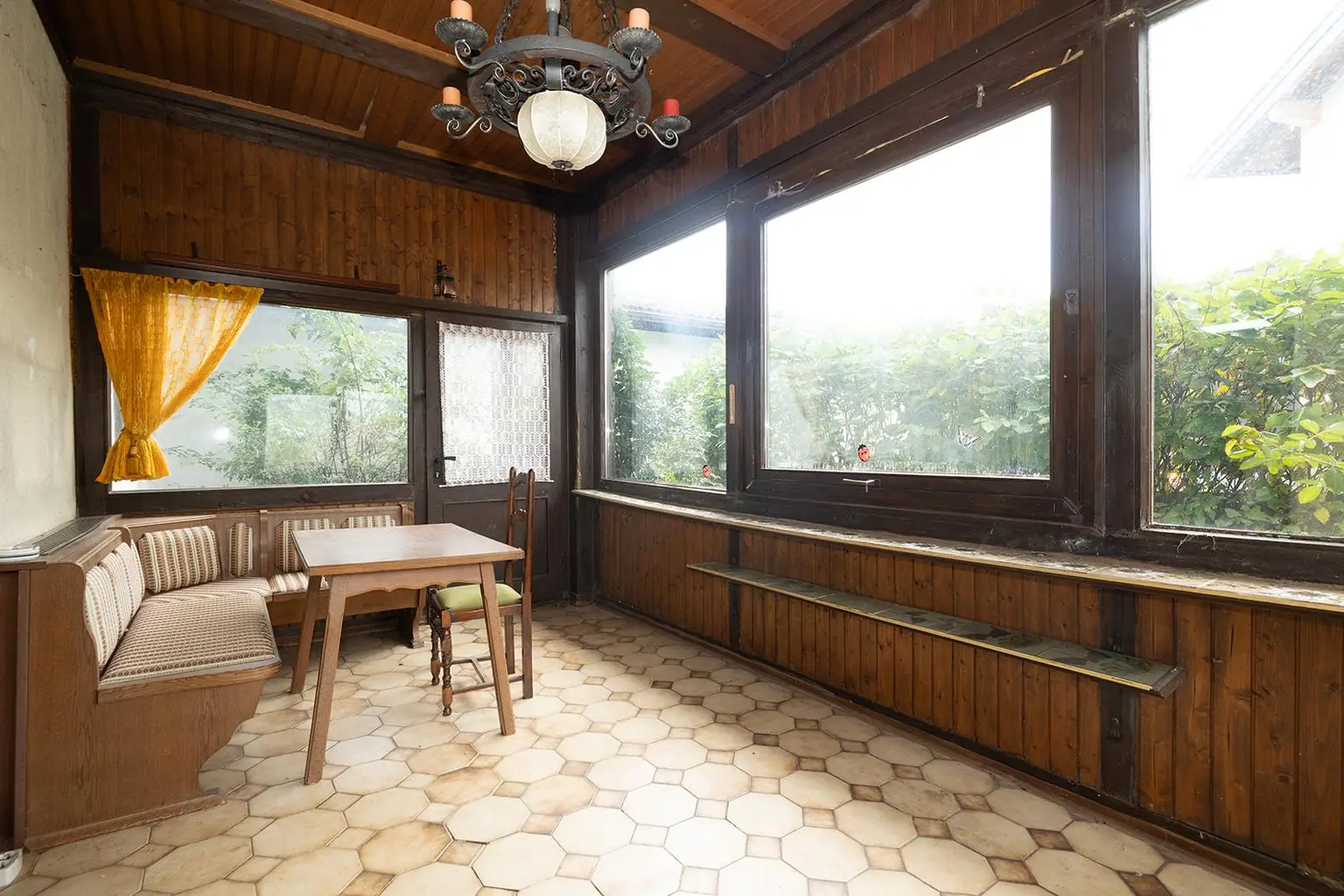 Einfamilienhaus mit Potenzial & großem Garten in Goldegg