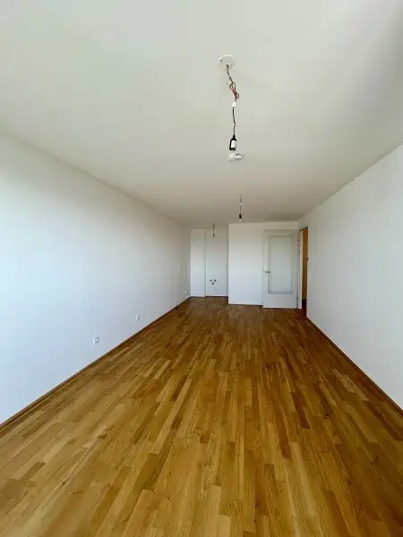 Erstbezug: Traumhafte 3-Zimmer-Wohnung mit Südbalkon in 1230 Wien!