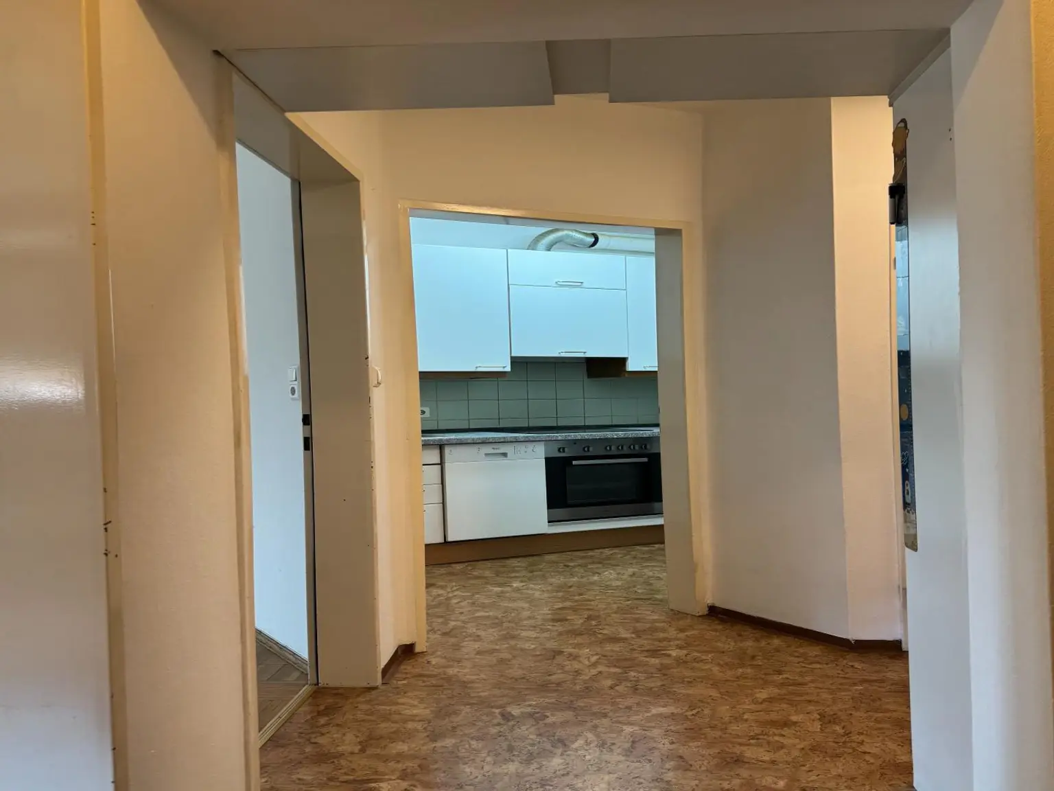 Zentrale & ruhige 2-Zimmer-Wohnung mit verglastem Balkon