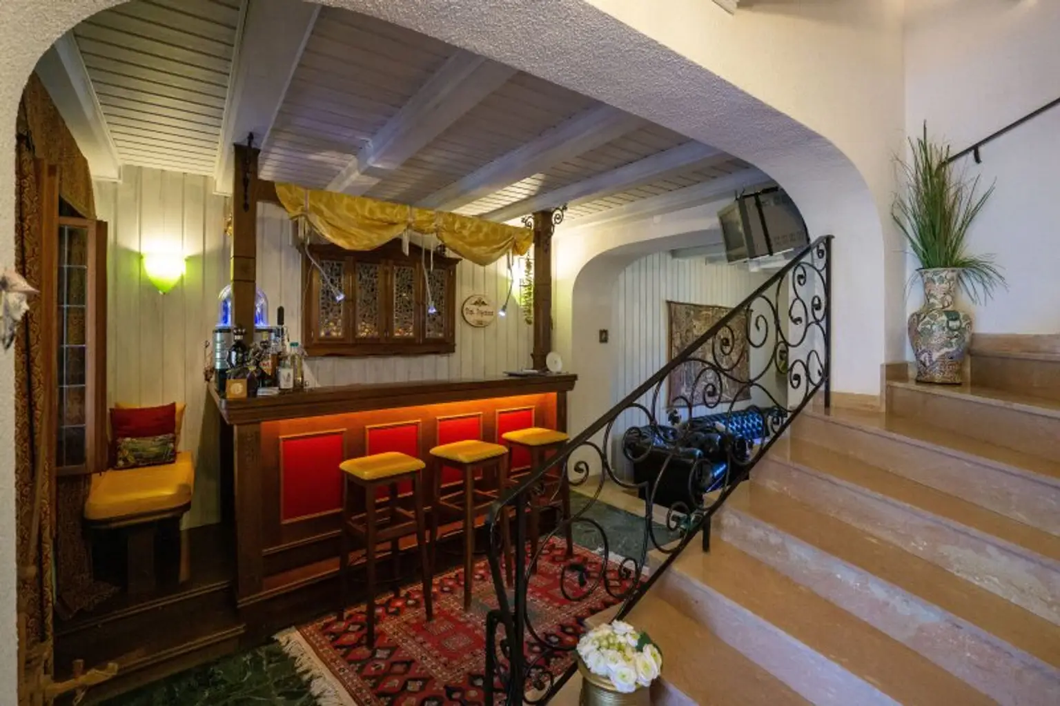 Gemütlicher Barbereich