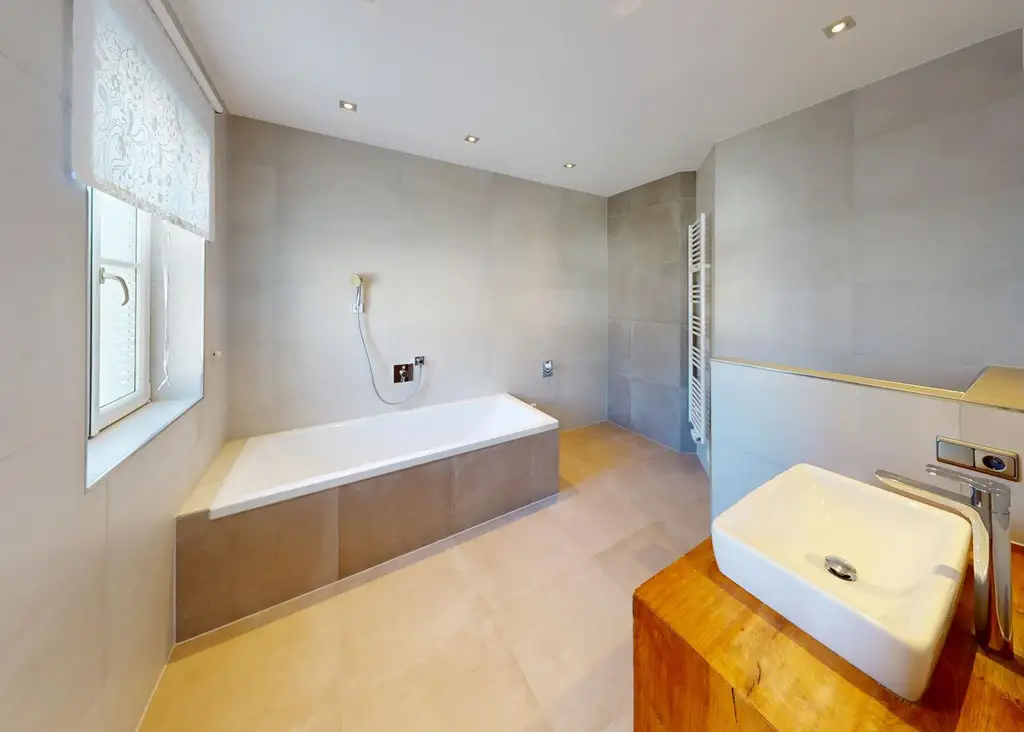 Modernes Wohnen mit Luxus und Stil – großzügige 4-Zimmer-Wohnung in Landeck!